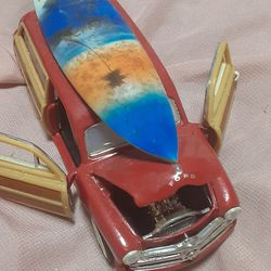 1949 FORD WOODY WAGON  TOY CAR COLLECTABLES 