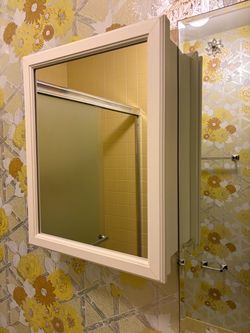 White medicine cabinet