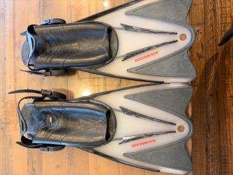 Swim fins by Oceanways