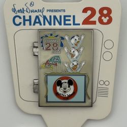 Disney Channel 28 Mickey Mouse Club LE 1000 Pin NEW