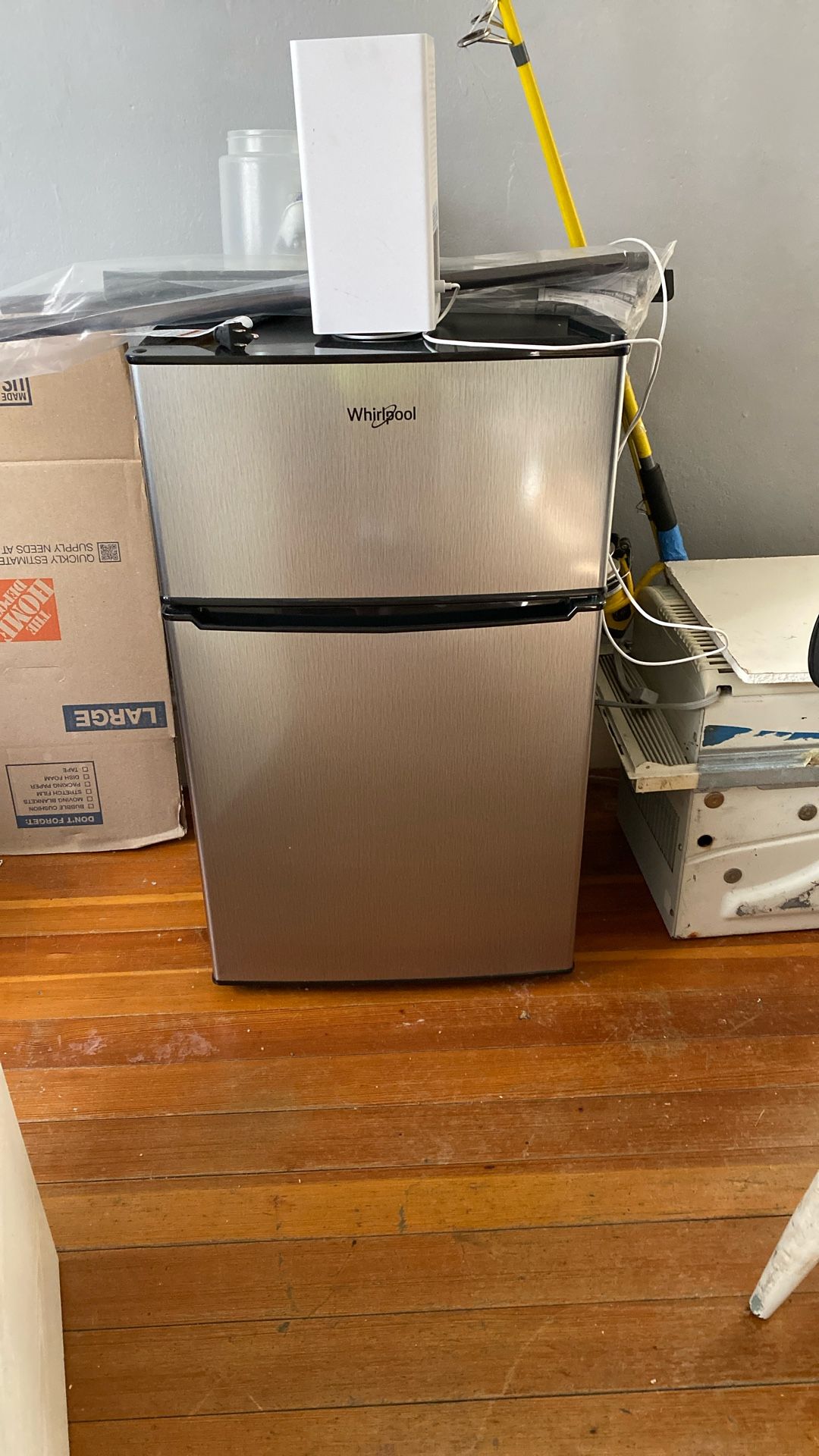 Mini Fridge