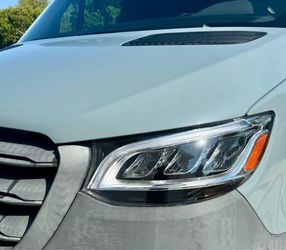 Mercedes Sprinter LED headlights