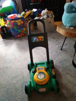 Toy lawnmower