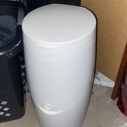 Diaper Genie 