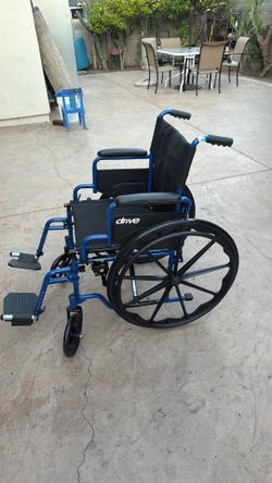 WEELCHAIR DRIvE Like New