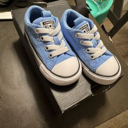 Converse Infant Size 6