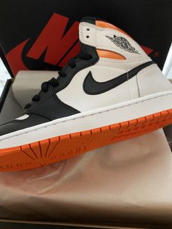 Air Jordan 1 Retro High Electro Orange