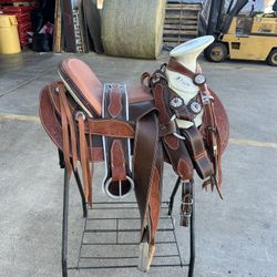 HORSE SADDLE SZ 16