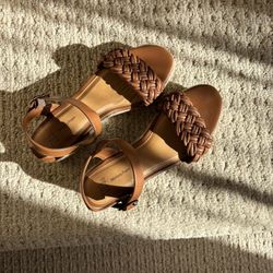 Time and Tru Women’s Braided Mid-Heel Wedge Sandals Cognac 8.5