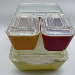 Vintage Pyrex Refridgerator Set Of 5