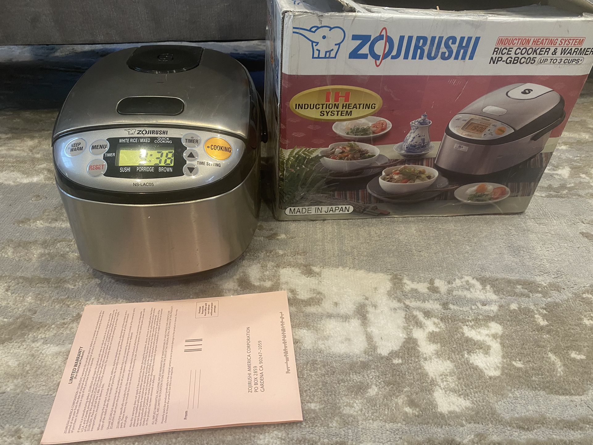 Zojirushi Rice Cooker, 3 Cups