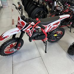 49cc Kid’s 2 Stroke Mini Dirt Bike! Finance For $50 Down Payment!!