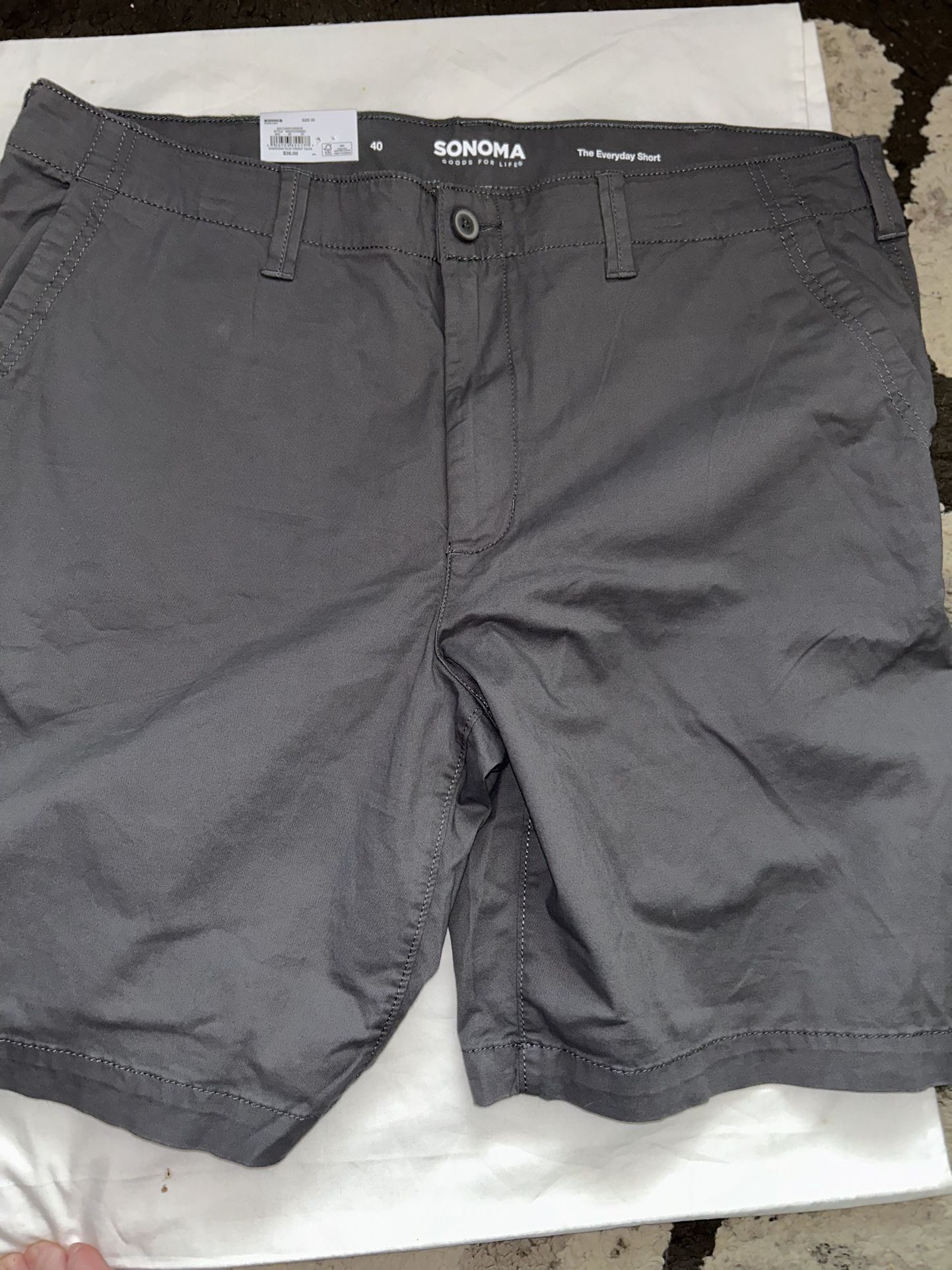 Flat Front Shorts Men’s Size 40 Sonoma  Brand Men’s Shorts 