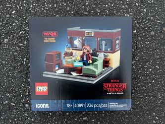 *New & Sealed* Lego Stranger Things The Squawk Radio Station WSQK #40891 In Hand