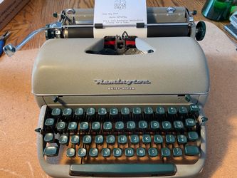 Remington Quiet-Riter Typewriter