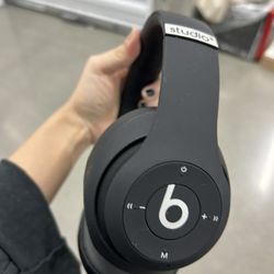 Beats Studio 3