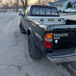 2000 Toyota Tacoma