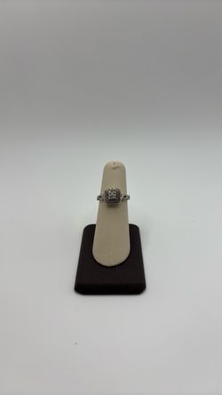 Womans Ring