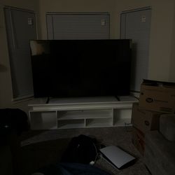 75in Samsung Tv With Stand 