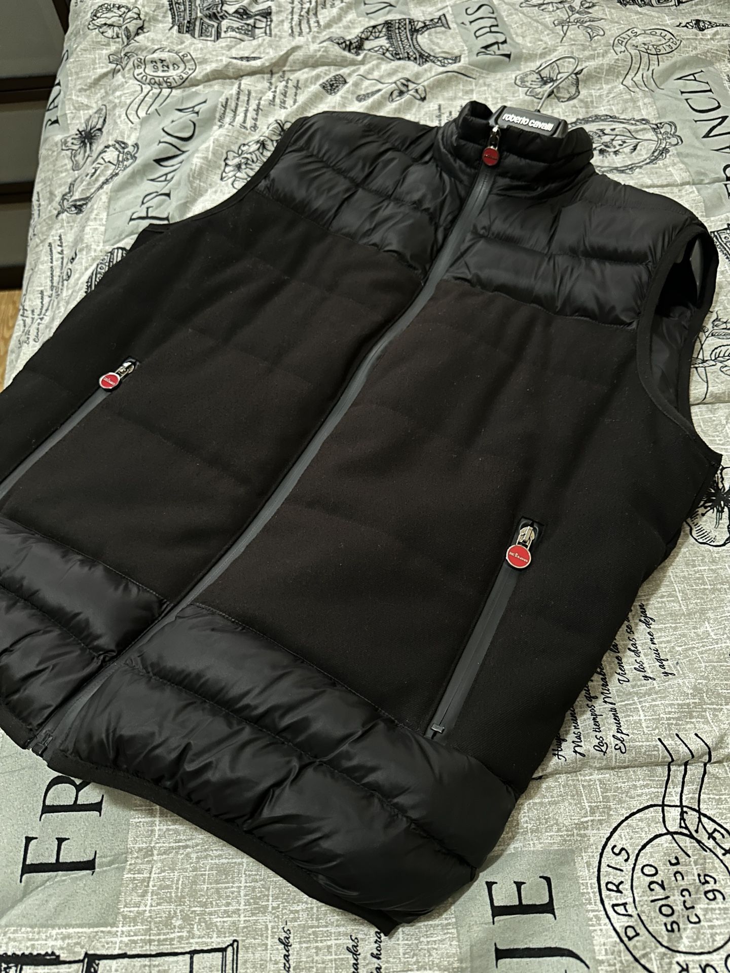 Kiton Men’s Black Puffer Vest Size M