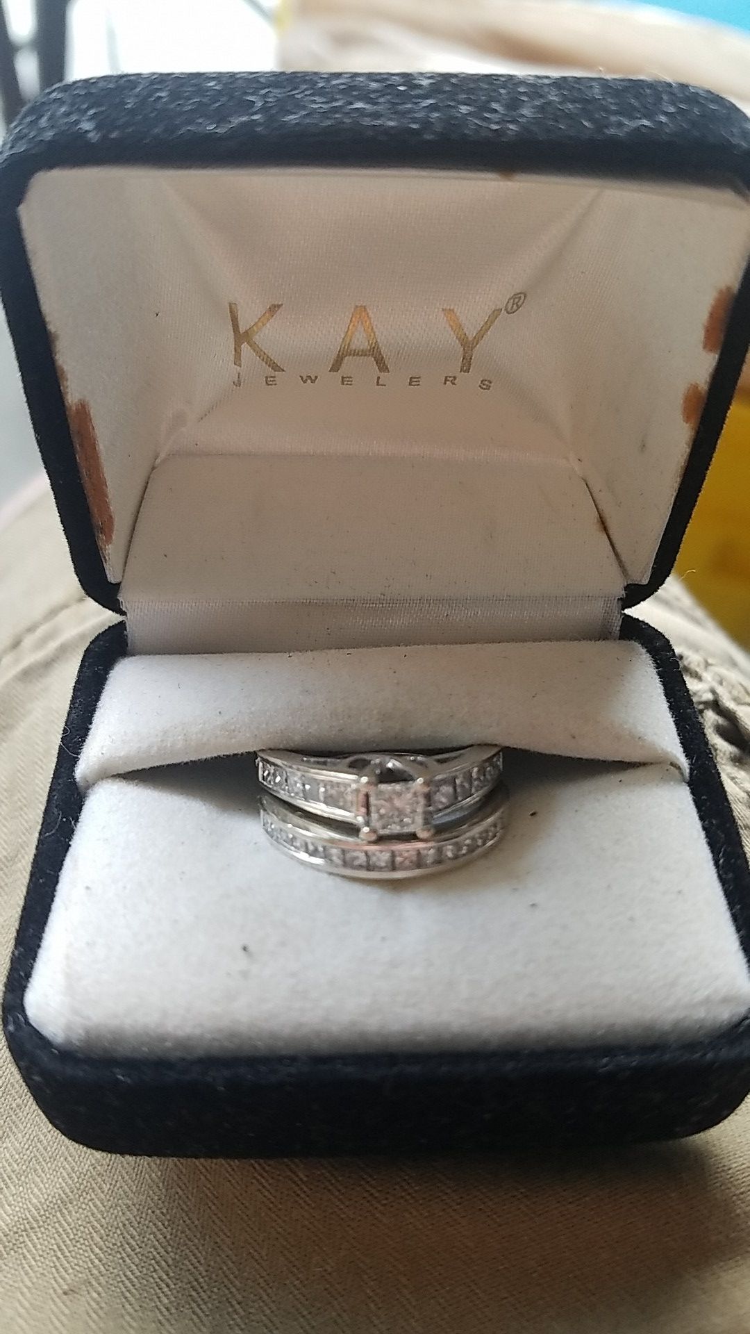 Kay's wedding ring set 2 karrot total 14k white gold