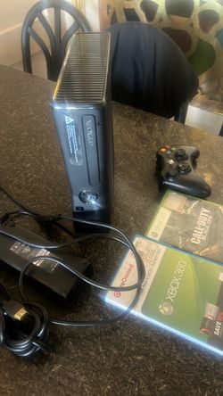 Xbox 360 Console Bundle with Controller and Games