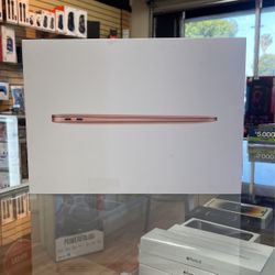 MacBook Air M1 Open Box No Previous Owners