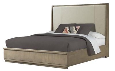 Queen Bed Like New Bought At City Furniture Less Than a Year Ago With LUCID 12" Memory Foam Gel Mattress