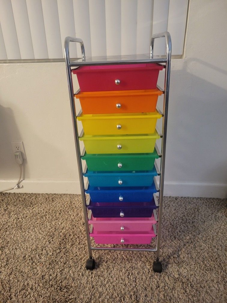10 Drawer Rolling Cart