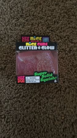Glitter and glow needoh