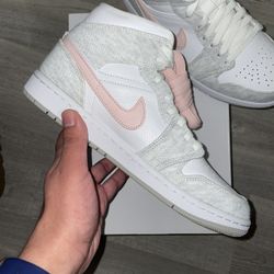 Women’s Air Jordan 1 Iron Ore