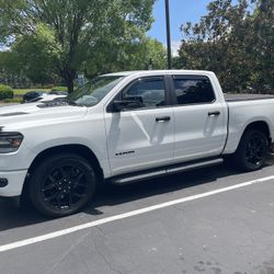 2023 Ram 1500 Laramie 