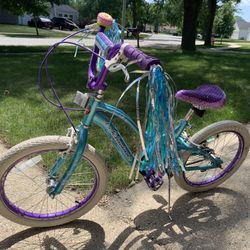 18” Girls Bike Schwinn