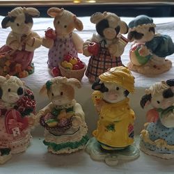Mary Moo Moos Twelve Months Of Moos Figurines 