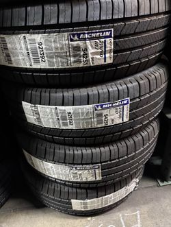 New Michelin 215/60R17 Tires