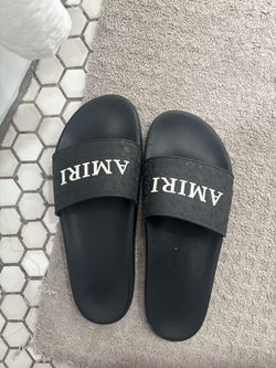 amiri  slides just trying to get them gone size 10 or 10.5 this is negotiable