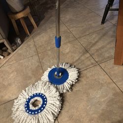 Round Spin Mop And New Spare Replacement Mop Head