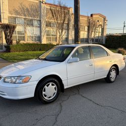 2000 Toyota Camry CE