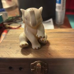 Lenox elephant figurine