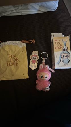 Pin for love labubu (secret)