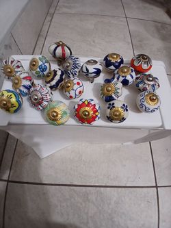 Ceramic knobs