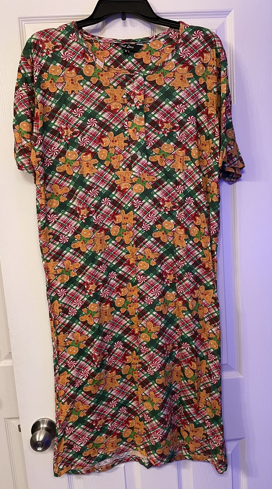 Woman’s Christmas Nightgown  New