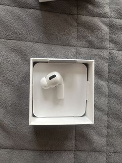 Right AirPod Pro Replacement 