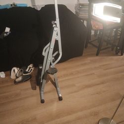Row-N- Ride Squat assistant 