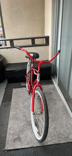 Schwinn Beach cruiser