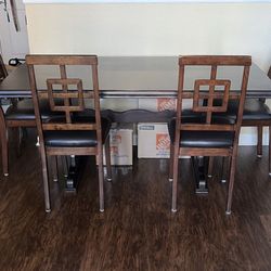 Dinning Table With Chairs 