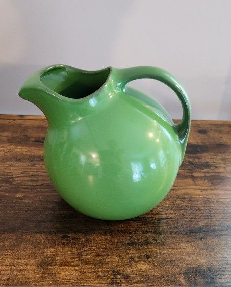 Vintage Green MCM Hall Ball Jug Pitcher Ice Lip 633