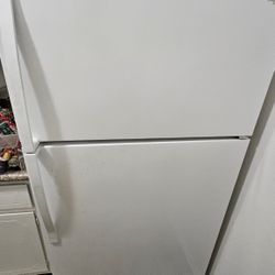 Refrigerator Whirlpool - Model WRT311FZDW01