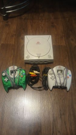 UNTESTED Sega Dreamcast console with 2 controllers