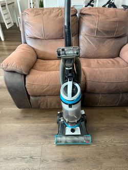 Bissel Cleanview Swivel Rewind Pet Vacuum